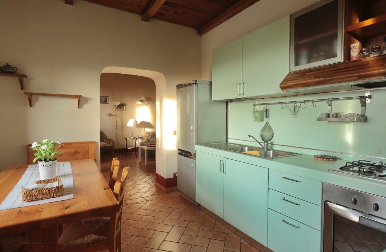 Ai Due Cedri Guest House Capranica ภายนอก รูปภาพ