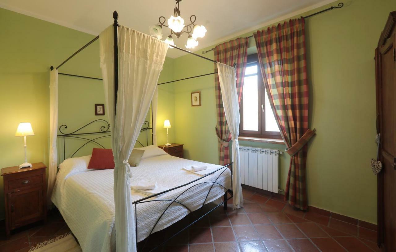 Ai Due Cedri Guest House Capranica ภายนอก รูปภาพ