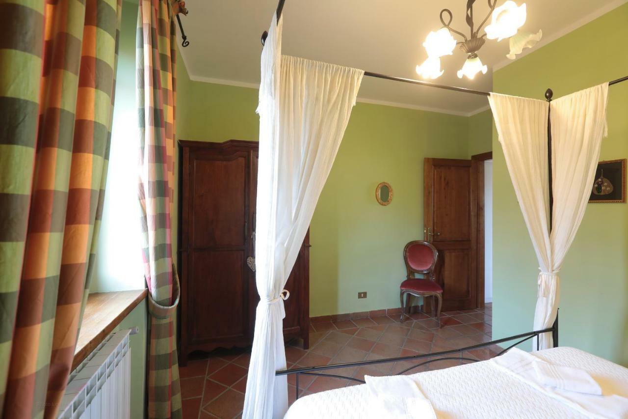 Ai Due Cedri Guest House Capranica ภายนอก รูปภาพ